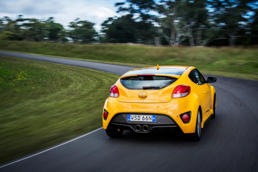  Hyundai Veloster Turbo 2015 года  (AU) (фото 8 из 21)